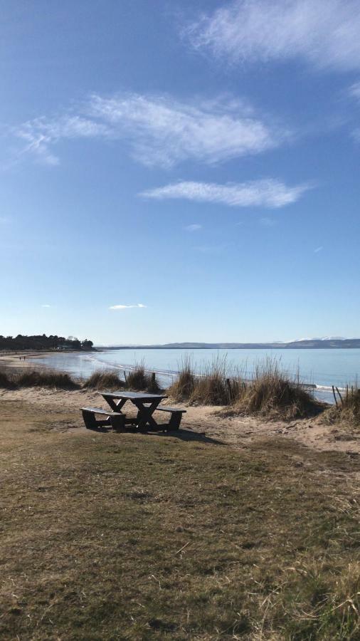 Ceol Na Mara Cottage By The Sea Nairn Bagian luar foto